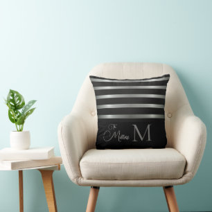 Almofada Monograma Modern Silver Stripe Nome da Família