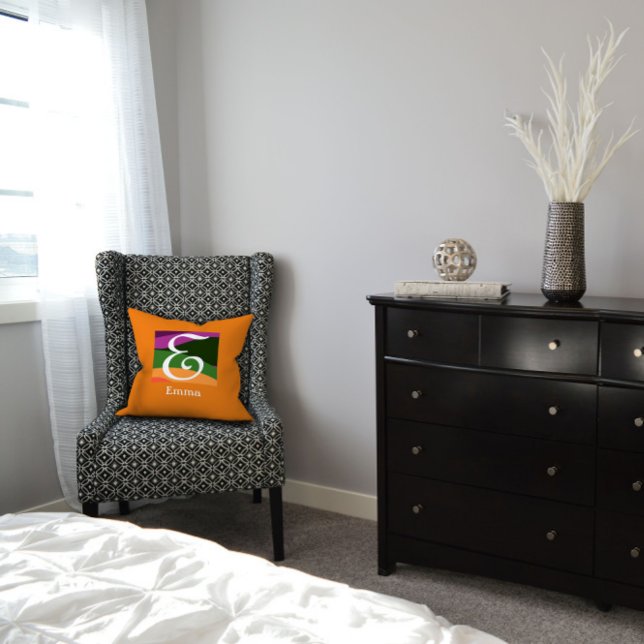 Almofada Monograma Moderno - Travesseiro decorativo laranja (Criador carregado)