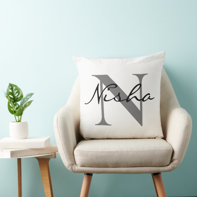 Almofada Monograma Personalizado Preto e Cinza com Nome da  (Cadeira)