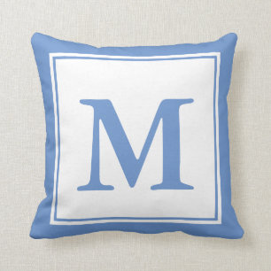 Almofada Monograma Simples de Azul Cornflower e Branco