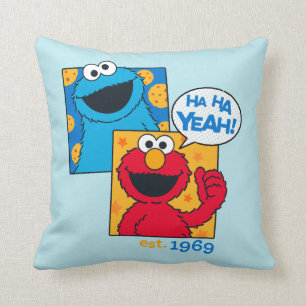 Almofada Monstro de Biscoitos e Elmo Ha Sim