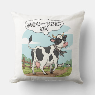 Almofada "Moo-ving On" Cow - Funny & Stylish Farm Humor!