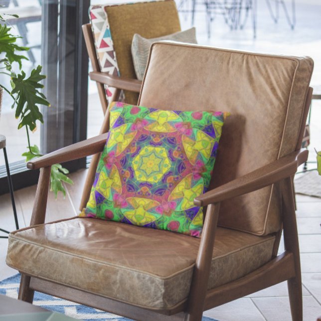 Almofada Mosaico Mandala Flor Amarelo Azul e Verde (Criador carregado)