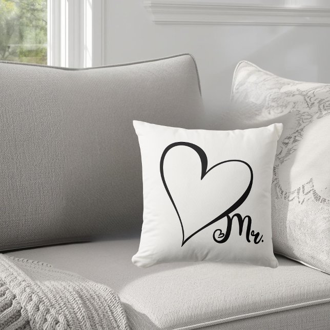 Almofada Mr. Black Heart Throw Pillow (Criador carregado)