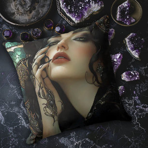 Almofada Mulher Gótica Art Nouveau