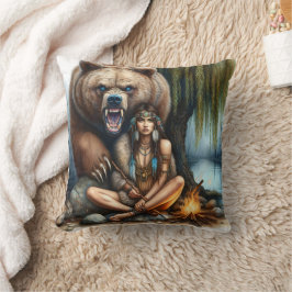 Almofada Mulher Nativa por Campfire with Bear
