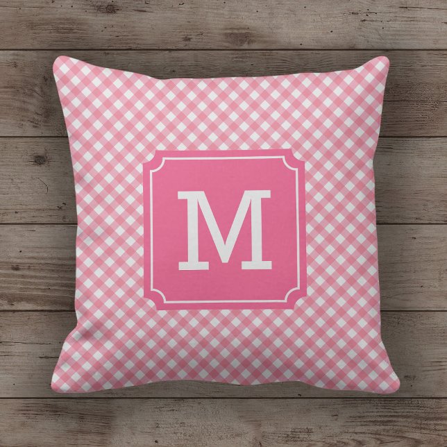 Almofada Na moda Baby Pink Gingham Name Monograma (Criador carregado)