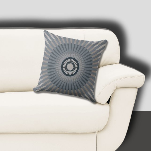 Almofada Na moda Cinza - Flor Estrela (Stylish Centered Gray Star Flower Throw Pillow)