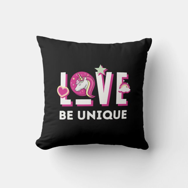 Almofada Nascer de ser um animal de fantasia mágica do Unic (Frente)