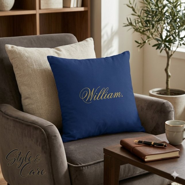 Almofada Naval Personalizável para Decoração Aconc (Customizable Name Navy Throw Pillow for Cozy Decor)