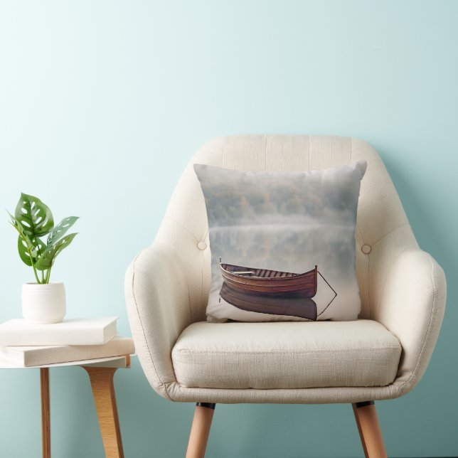 Almofada Navio De Madeira Em Água Calma (Cadeira)