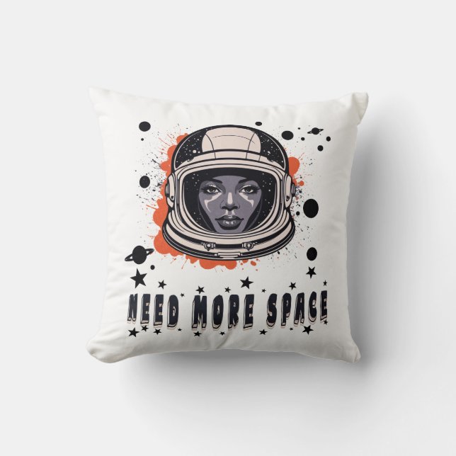 Almofada Need More Space – Astronaut Throw Pillow (Frente)