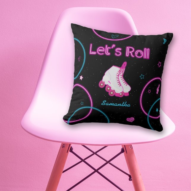 Almofada Neon Glow Roller Vamos Roll Girl (Neon Glow Roller Skating Let's Roll Girl Throw Pillow)