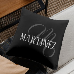 Almofada Nome personalizado elegante preto Sobrenome