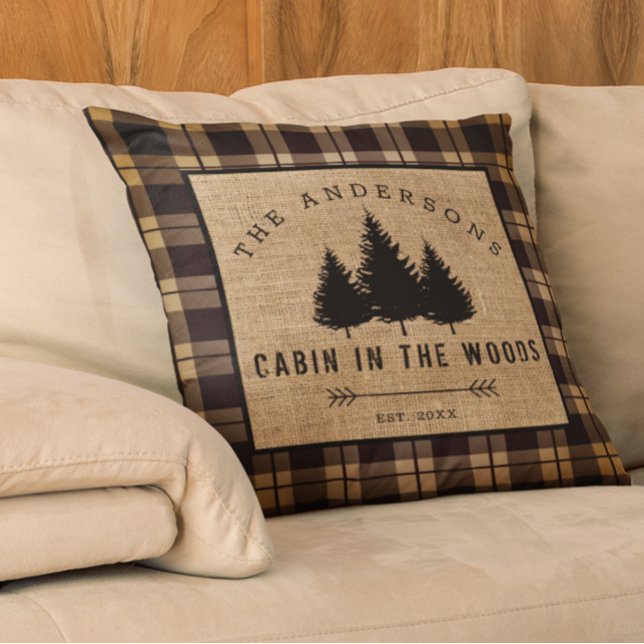 Almofada Nome Rustic Country Family Name Cabin in in the Wo (Criador carregado)