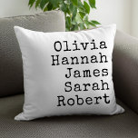Almofada Nomes da Família Personalizada de Máquina de Escri<br><div class="desc">Travesseiro decorativo Personalizado da Família de Máquina de Escritura. Crie seu próprio travesseiro decorativo personalizado com nomes familiares de crianças,  pais e animais de estimação em tipografia de estilo antigo. Excelente presente de Natal para avós.</div>