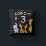 Almofada Now I am 3 year old 3rd Birthday at the Zoo<br><div class="desc">Happy 3rd Birthday. Funny and lovely Kids Birthday design with a cute Elephant,  two ferrets and a giraffe celebrating your birthday at the zoo.</div>