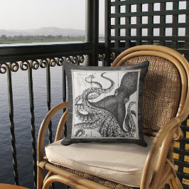 Almofada Octopus no Travesseiro exterior de madeira russa