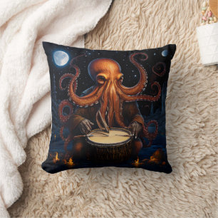 Almofada Octopus Tocando Tambor Sob Céu Estrelado Noturno