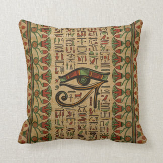 Almofada Olho egípcio do ornamento de Horus no papiro