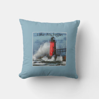 Almofada Ondas e farol do Lago Michigan