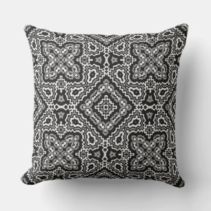 Almofada ornamentação geométrica negra e branca