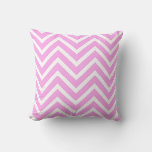 Almofada Padrão Chevron Decorativo Rosa Claro e Branco