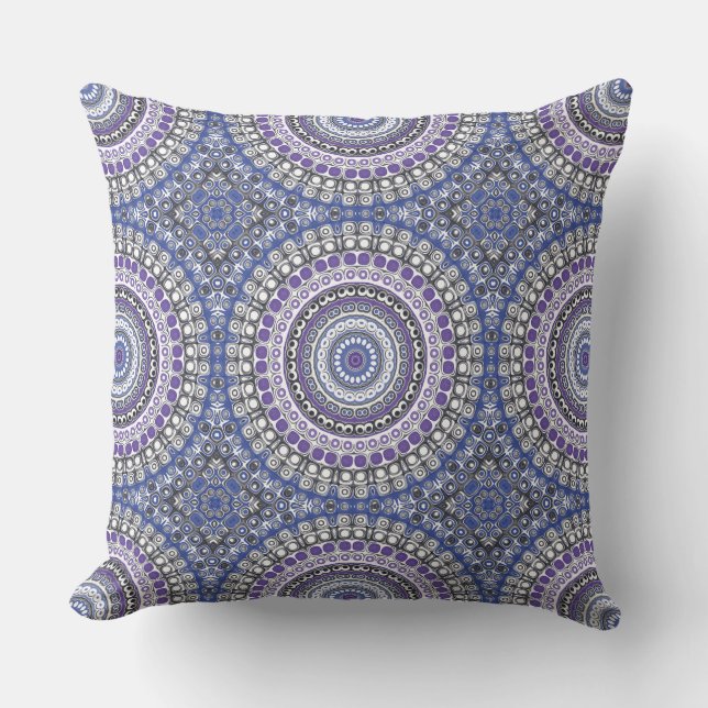 Almofada Padrão Circular Geométrico Mandala Azul e Roxo (Frente)