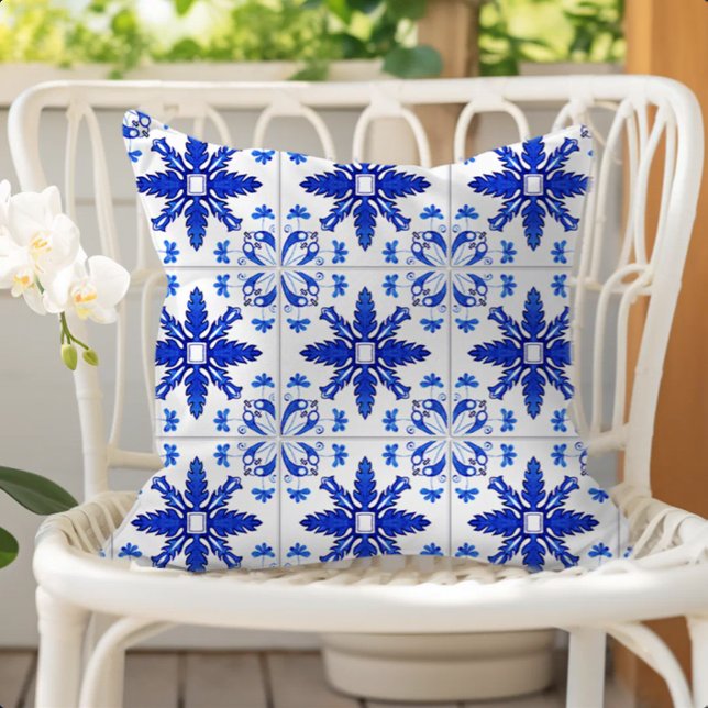 Almofada Padrão Clássico de Azulejo Português Azul Branco (Criador carregado)