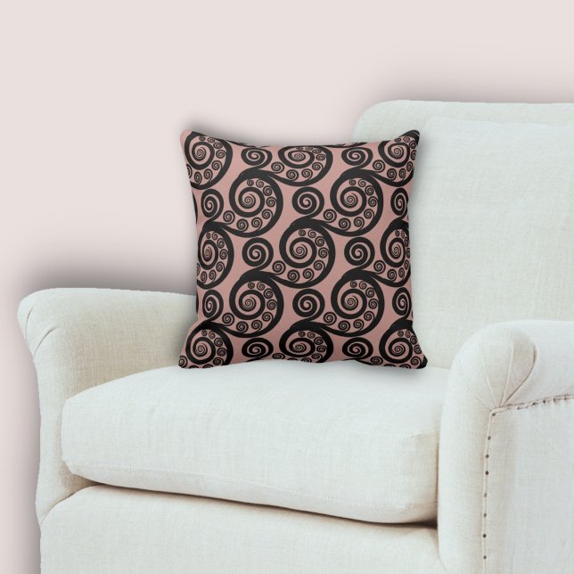 Almofada Padrão de Curvas de Fern Rosa e Preto Elegante (Elegant Pink & Black Fern Frond Curls Pattern Throw Pillow, Living & Home)