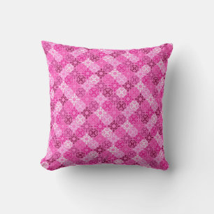 Almofada Padrão de Diamante com Filigrana Rosa