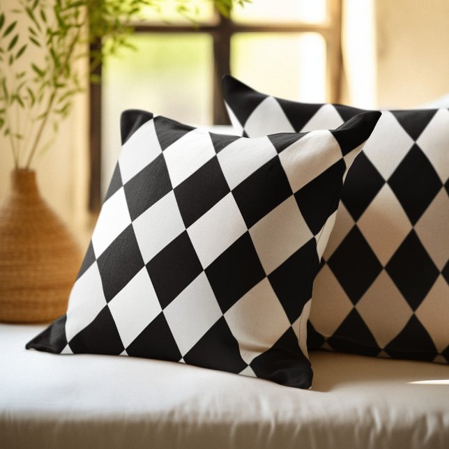 Almofada Padrão de Diamante Harlequim Preto e Branco (Criador carregado)