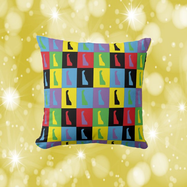 Almofada Padrão de Estado de Arte Pop de Delaware (A fun pillow with a pop art pattern of the US state of Delaware)