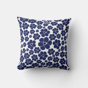 Almofada Padrão de Flor - Azul e Branco