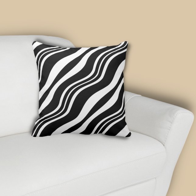 Almofada Padrão de linha de onda branca elegante preto (Elegant White Wave Line Pattern Black Throw Pillow)