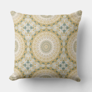 Almofada Padrão de Mandala Dourado e Branco com Acentos em