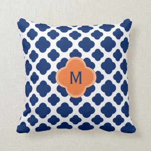 Almofada Padrão de Quatrefoil Azul Real Monograma com Laran