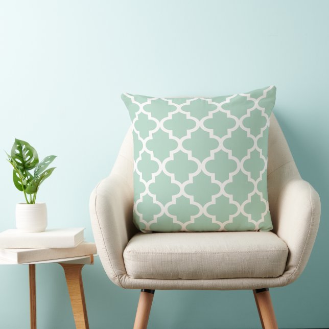 Almofada Padrão de Quatrefoil do Modern Mint Green em Marro (Cadeira)
