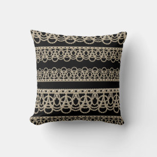 Almofada Padrão de Renda Pérolas Preto Elegante