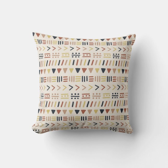 Almofada Padrão de Símbolo Tribal Abstrato Boho com Traço e (Frente)