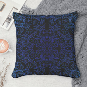Almofada padrão floral azul na moda a preto