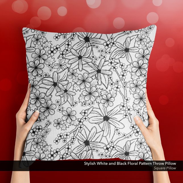 Almofada Padrão Floral Branco e Preto Estimulado (Stylish White and Black Floral Pattern Throw Pillow with a Sketch-Like Hand-Drawn Feel.)