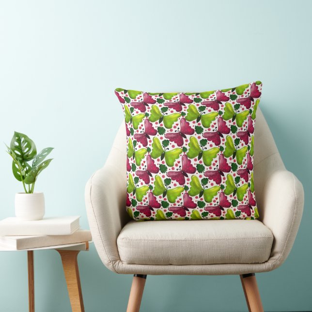 Almofada Padrão Floral de Borboleta Negrita com Corações (Cadeira)