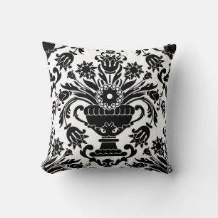 Almofada Padrão Floral de Damasco Preto e Branco Elegante