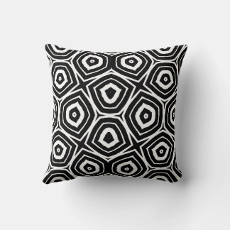 Almofada Padrão Geométrico Abstrato Preto e Branco