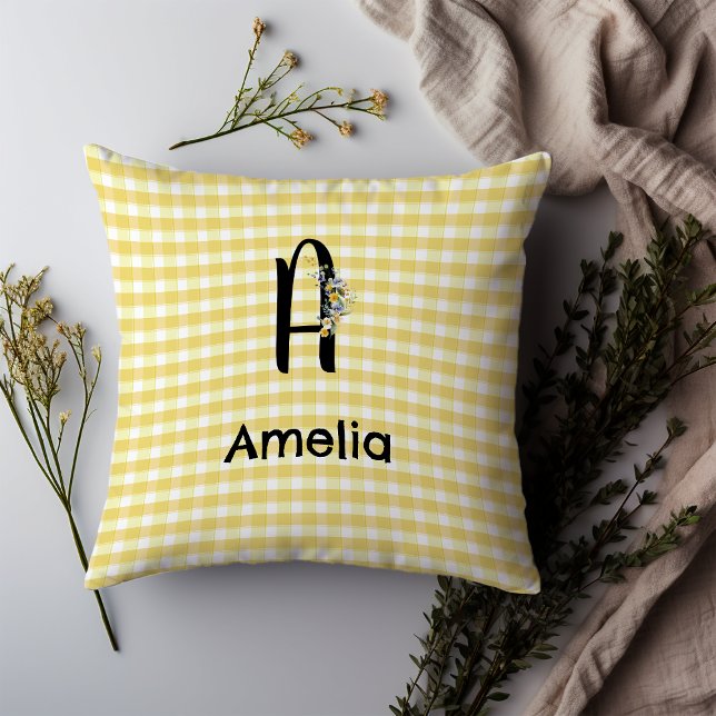 Almofada Padrão inicial de gingham de flor de aquarela mono (Criador carregado)