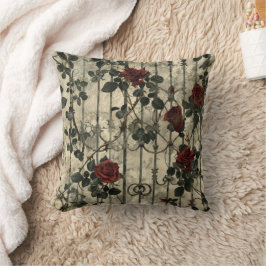 Almofada Padrão Rosa de Jardim Gótico Vitoriano