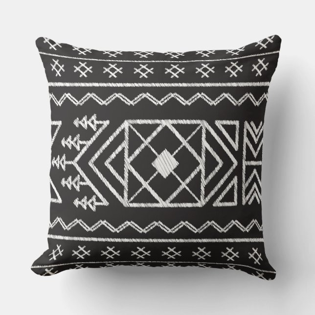 Almofada Padrão Trendy Ikat Black Geométrico Tribal (Frente)