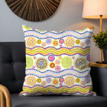 Almofada Padrão Tribal Australiano Moderno - Amarelo<br><div class="desc">Este design moderno apresenta um padrão tribal australiano colorido pintado em amarelo,  rosa,  roxo,  azul e laranja sobre um fundo branco #tribal #throwpillows #travesseiros #homedecor #decor #casa #interiors #cushions #australiano #austrália #art #style #trendy #gifts #giftsforher</div>