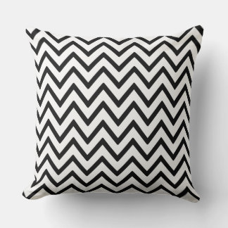 Almofada Padrão Zigzag Preto e Branco